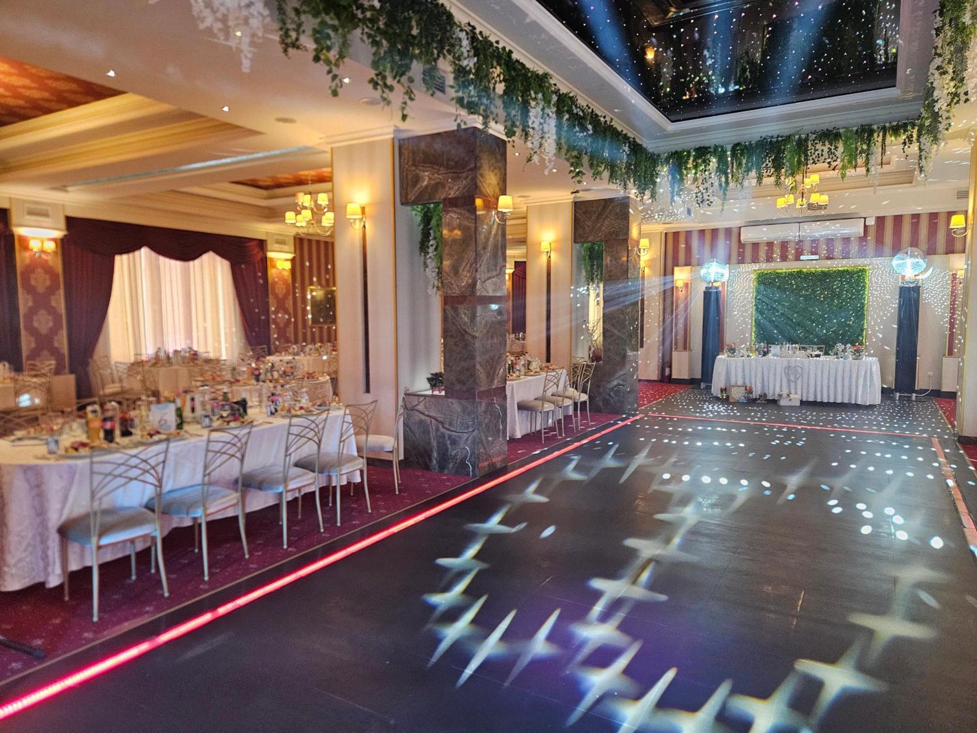 Hotel Bulevard Făgăraş Exteriör bild